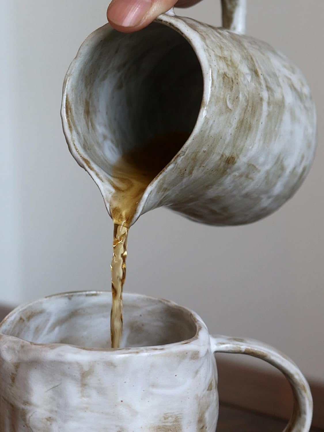 コーヒードリッパー コーヒーサーバーセット 300ml 陶器製 レトロ 侘び寂び ハンドドリップセット コーヒーサーバー ドリッパー 電子レンジ·食洗機対応 コーヒー用品 洗いやすい 多用途 家用 喫茶店 プレゼント おしゃれ 1~2杯用 ブラック