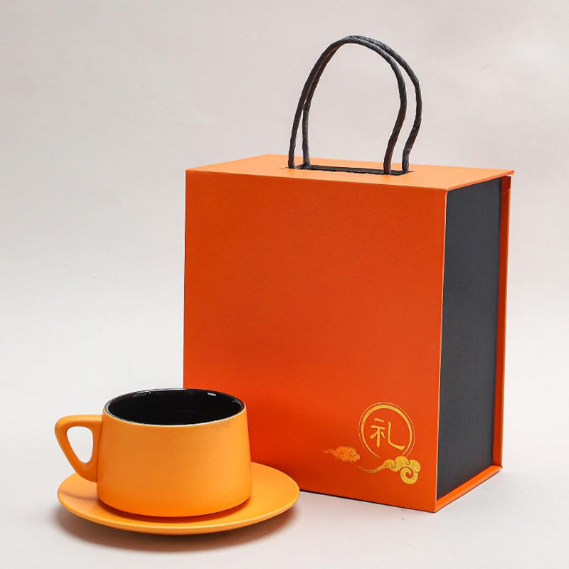 コーヒーカップ 陶器 ソーサー セット セラミック カップアンドソーサー 大容量 ティーカップ 電子レンジ 食洗機対応 コーヒー 珈琲 お茶 ティー 高級 レトロ おしゃれ ソーサー付き 自宅用 カフェ食器 喫茶店 業務用 結婚祝い ギフト 330ml ギフトボックス包装付き グラデーショングリーンブラック KFB09