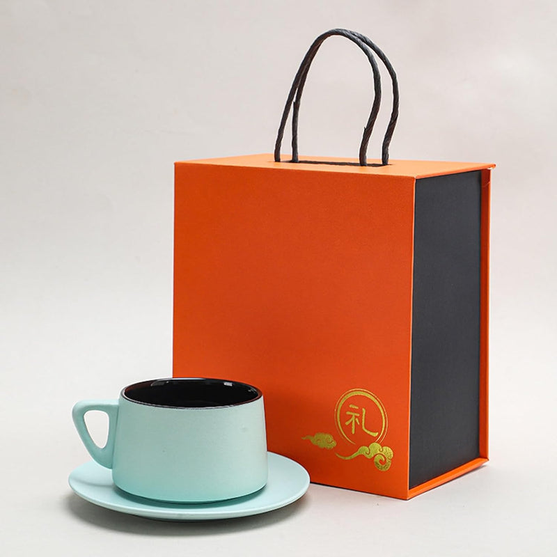 コーヒーカップ 陶器 ソーサー セット セラミック カップアンドソーサー 大容量 ティーカップ 電子レンジ 食洗機対応 コーヒー 珈琲 お茶 ティー 高級 レトロ おしゃれ ソーサー付き 自宅用 カフェ食器 喫茶店 業務用 結婚祝い ギフト 330ml ギフトボックス包装付き グラデーショングリーンブラック KFB09