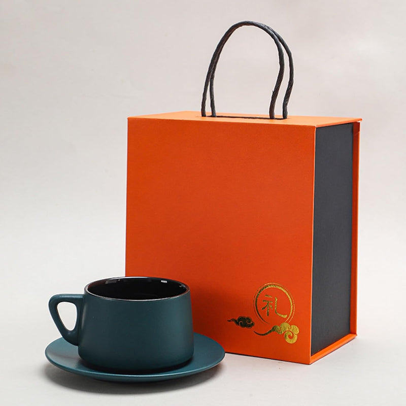 コーヒーカップ 陶器 ソーサー セット セラミック カップアンドソーサー 大容量 ティーカップ 電子レンジ 食洗機対応 コーヒー 珈琲 お茶 ティー 高級 レトロ おしゃれ ソーサー付き 自宅用 カフェ食器 喫茶店 業務用 結婚祝い ギフト 330ml ギフトボックス包装付き グラデーショングリーンブラック KFB09