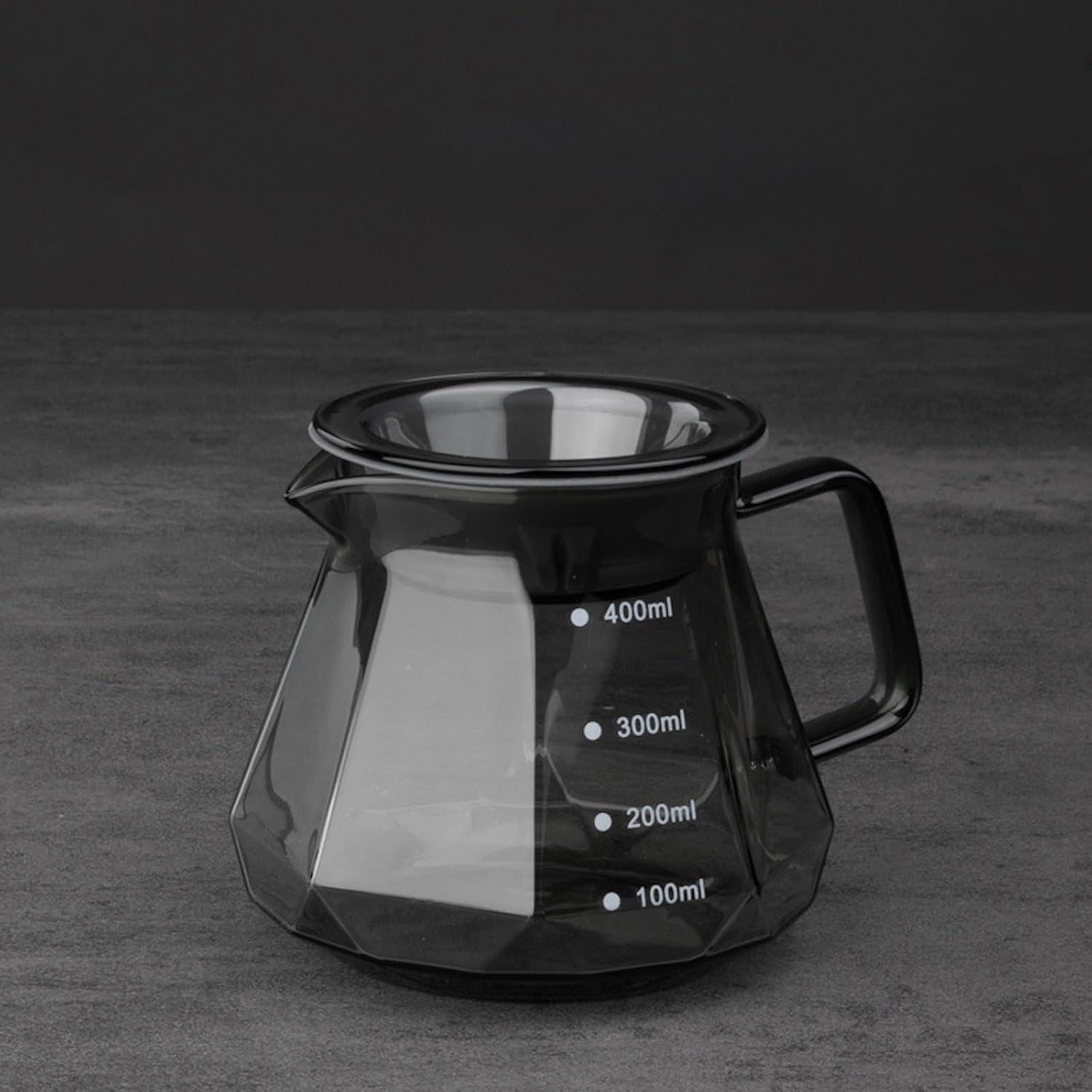 コーヒーサーバー 割れない 耐熱ガラス コーヒードリッパー ハンドドリップセット コーヒー サーバー 高ホウ素シリカガラス材料 直火対応 耐寒性 透明 蓋付き 電子レンジ·食洗機対応 目盛り付き コーヒー用品 使いやすい 洗いやすい 多用途 家用 喫茶店 1~4杯用 ダイヤモンド 600ml