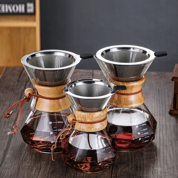 MIYUNO コーヒーポット 割れない 800ml 高ホウ素シリカガラス材料 目盛付き 直火対応 無垢材のハンドル コーヒーサーバー ドリップコーヒーサーバー ペーパーコーヒーフィルター不要 ダイヤモンド 電子レンジ 食洗機対応 コーヒー用品 使いやすい 洗いやすい 多用途 家用 喫茶店 1~5杯用 ドリップ付き