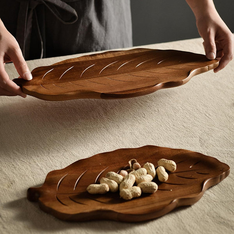 木製トレー 滑らないトレー 天然木 多機能 多目的トレイ 小物入れ 北欧 トレイ 小物収納 食器 皿 調味料皿 小皿 前菜プレート キッチン用品 家庭用 葉の形 22.5×10.5×1.5cm