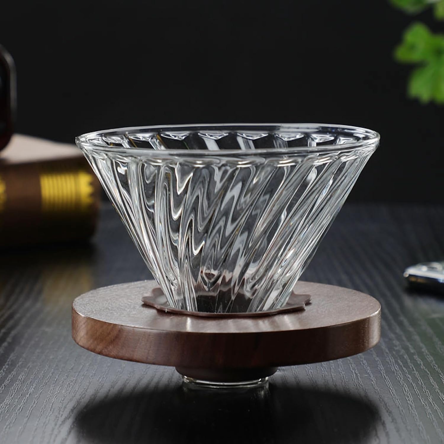 MIYUNO コーヒードリッパー,コーヒーサーバー コーヒードリッパー ハンドドリップセット コーヒーサーバー 割れない コーヒー サーバー 高ホウ素シリカガラス材料 耐熱ガラス 直火対応 耐寒性 透明 蓋付き 電子レンジ·食洗機対応 目盛り付き コーヒー用品 使いやすい 洗いやすい 多用途 家用 喫茶店 1~2杯用 450ml
