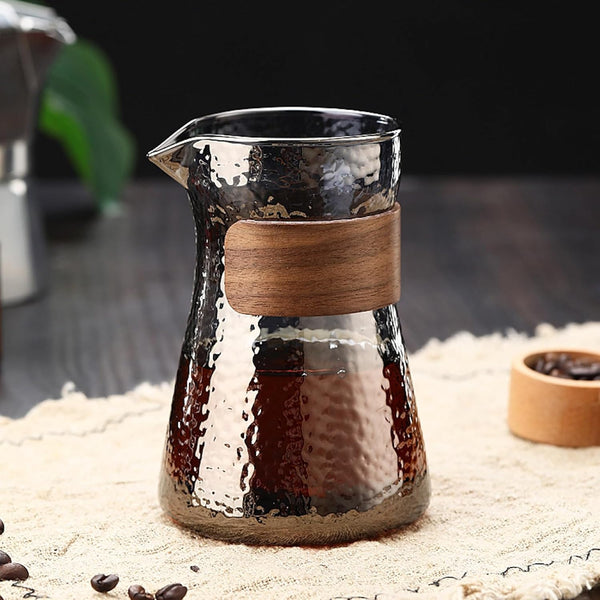 コーヒードリッパー,コーヒーサーバーJIKANNOYA コーヒーサーバー 割れない コーヒー サーバー 高ホウ素シリカガラス 耐熱ガラス 直火対応 耐寒性 クルミ材 コーヒーポット 透明 割れないコーヒーサーバー 電子レンジ 食洗機対応 コーヒー用品 使いやすい 洗いやすい 多用途 家用 喫茶店 1~3杯用 500ml 槌目ガラス グレー