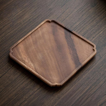 お盆 木製トレー 滑らないトレー ウオルナット 天然木 多目的トレイ 小物入れ 北欧 トレイ カフェトレー コースター 茶托 ティートレー 前菜プレート ランチョン お膳 お茶 食事用 卓上用トレイ 定食用 多機能 便利 家庭用 業務用 28×18cm 2個入り