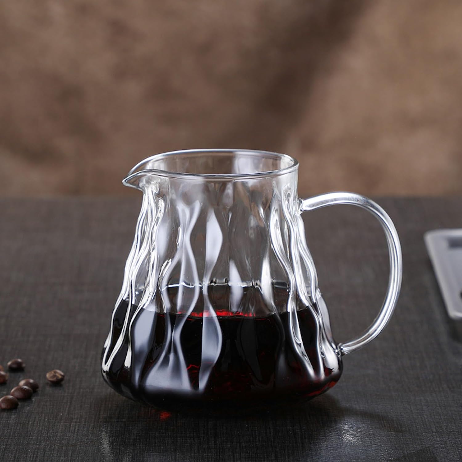 MIYUNO コーヒードリッパー,コーヒーサーバー コーヒードリッパー ハンドドリップセット コーヒーサーバー 割れない 高ホウ素シリカガラス材料 耐熱ガラス 直火対応 耐寒性 クルミ材 ドリッパー 電子レンジ·食洗機対応 コーヒー用品 使いやすい 洗いやすい 多用途 家用 喫茶店 1~4杯用 500ml グレー