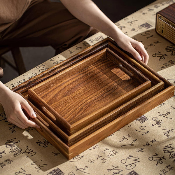 トレー お盆 木製 滑らないトレー ウオルナット 天然木 多目的トレイ 小物入れ 北欧 トレイ カフェトレー コースター 茶托 ティートレー 前菜プレート ランチョン お膳 お茶 食事用 卓上用トレイ 定食用 多機能 便利 家庭用 業務用 40×30×4cm